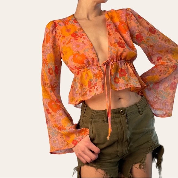 Wild Fable Tie Waist Crop Top 💕 - Picture 1 of 12